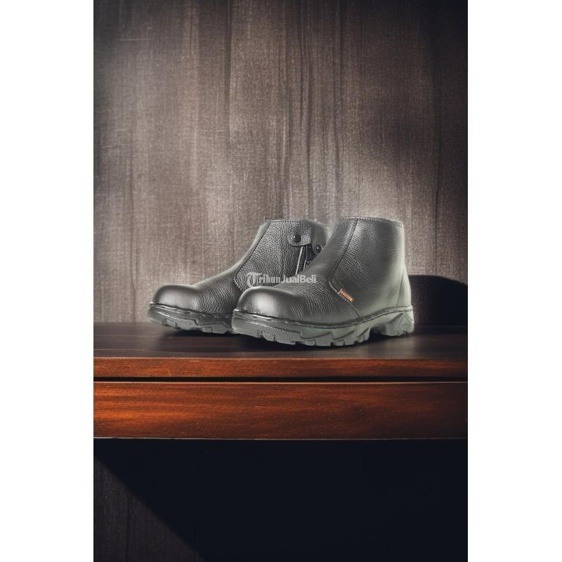 Sepatu Proyek Harga Murah - Batam