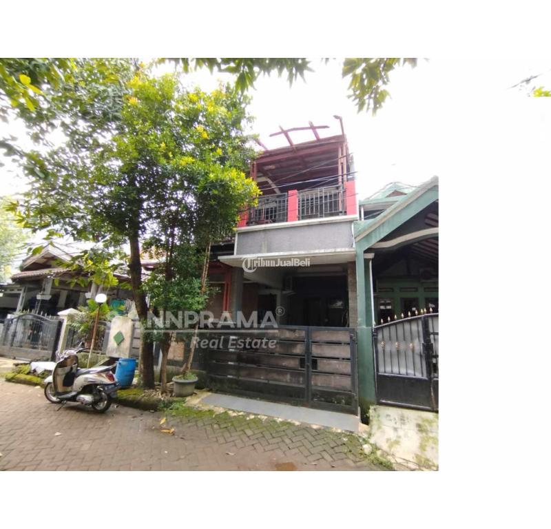 Dijual Rumah Second 2 Lantai 3KT 2KM Komplek Maharaja - Depok 