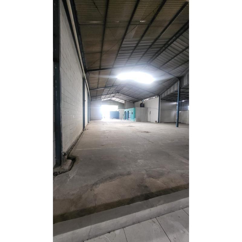 Disewakan Gudang, Luas 550m2, SHM, Lokasi Strategis, Jalan Utama Gedebage, Dekat Suamrecon - Bandung