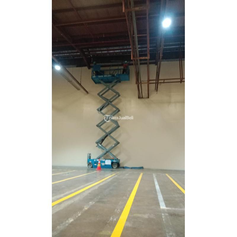 Sewa Scissor Lift - Bojonegoro 