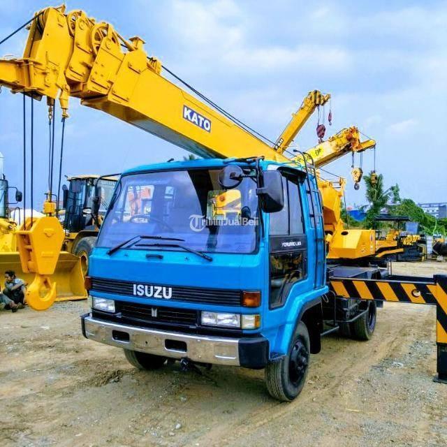 Proyek Berat Sewa Forklift  Crane - Bekasi 