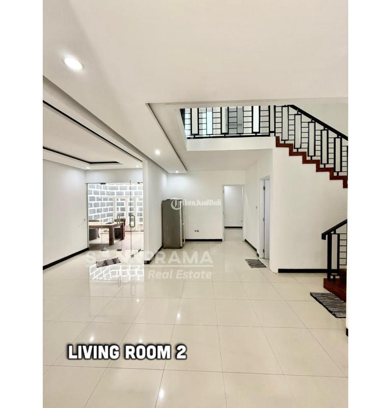 Dijual Rumah 2 Lantai, LT. 298m2, LB. 453m2, SHM, Rumah Mewah, Fooftop, Margonda - Depok