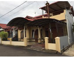 Dijual Rumah di Jalan Dr. Wahidin Tipe 262 5KT 3KM SHM - Pontianak 