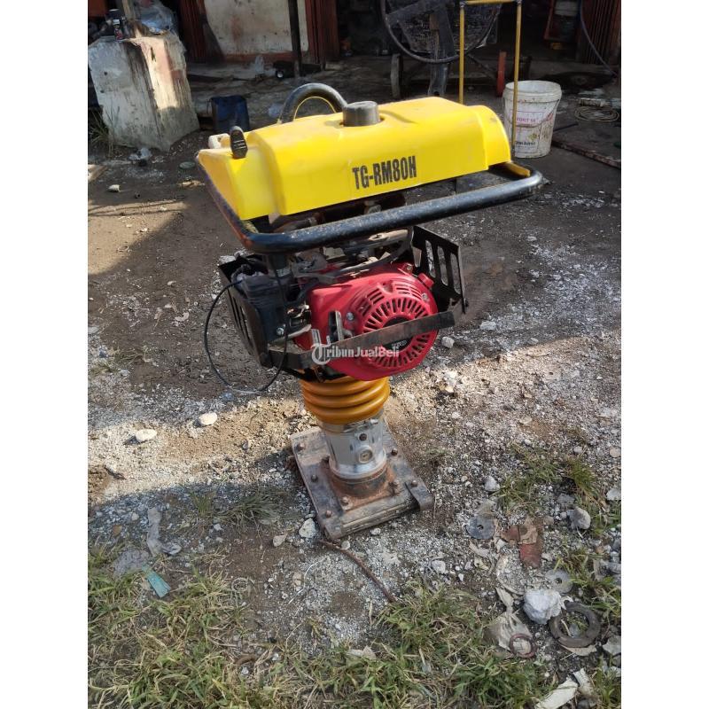 Pemadat Tanah Stamper Kuda Honda Siap Kerja CIibuntu - Bekasi