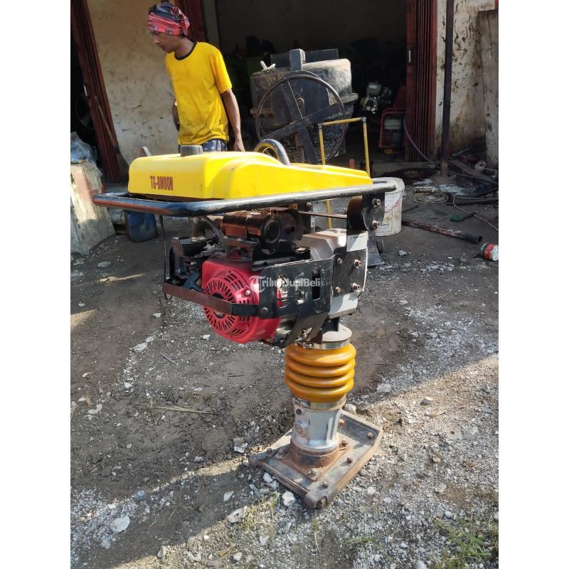 Pemadat Tanah Stamper Kuda Honda Siap Kerja CIibuntu - Bekasi