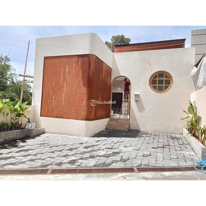 Dijual Rumah Cantik Ala Villa Free Kolam Renang di Jogja Utara - Sleman 