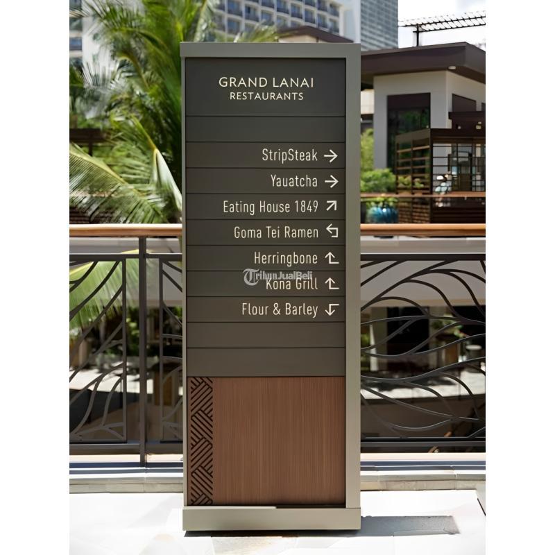 Pylon Sign Totem Akrilik Sign - Banjarmasin