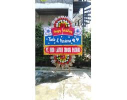 Karangan Bunga Happy Wedding - Purbalingga 