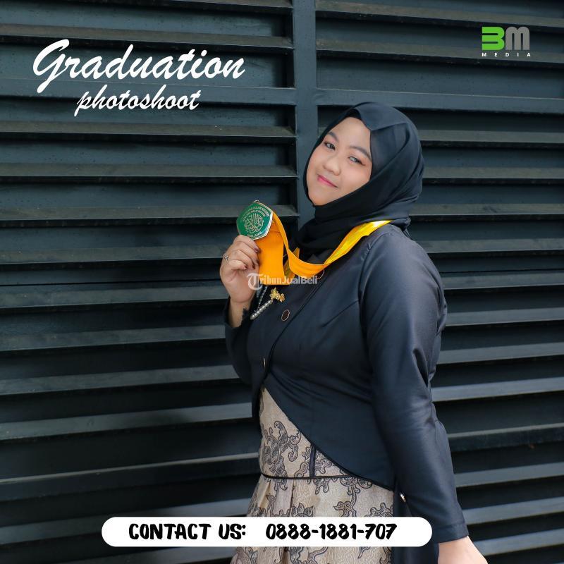 Jasa Foto Wisuda murah - Malang