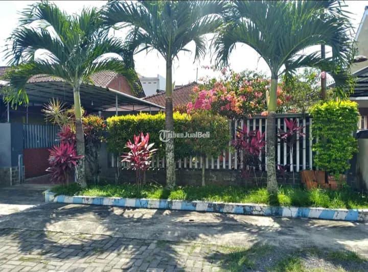 Dijual Rumah 3 Kamar Bisa Untuk Kost Lokasi Strategis Butuh Uang - Malang Kota