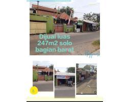 Dijual Rumah Toko Luas Tanah 247m2 SHM Jalan Raya UMS Solo area Bisnis Komersil - Surakarta