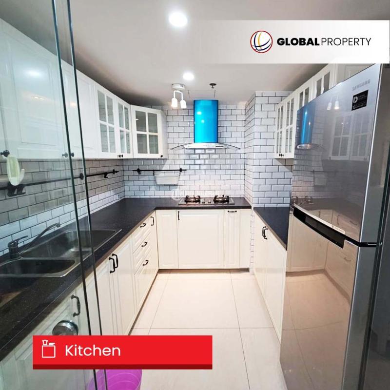 Dijual Apartemen Good Condition, Taman Anggrek Condominium 2 Kamar Tidur, Fully Furnished - Jakarta Barat