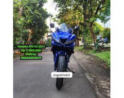 Motor Yamaha R15 V3 Tahun 2017 Bekas - Tangerang Selatan 