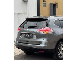 Mobil Bekas Nissan Xtrail T32 2.5 2016 AT - Bandung Kota