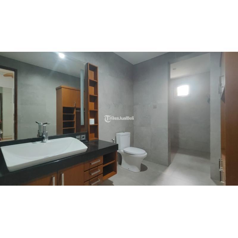 Dijual Rumah Mewah Siap Huni 5KT 3KM SHM Pondok Kelapa Duren Sawit - Jakarta Timur