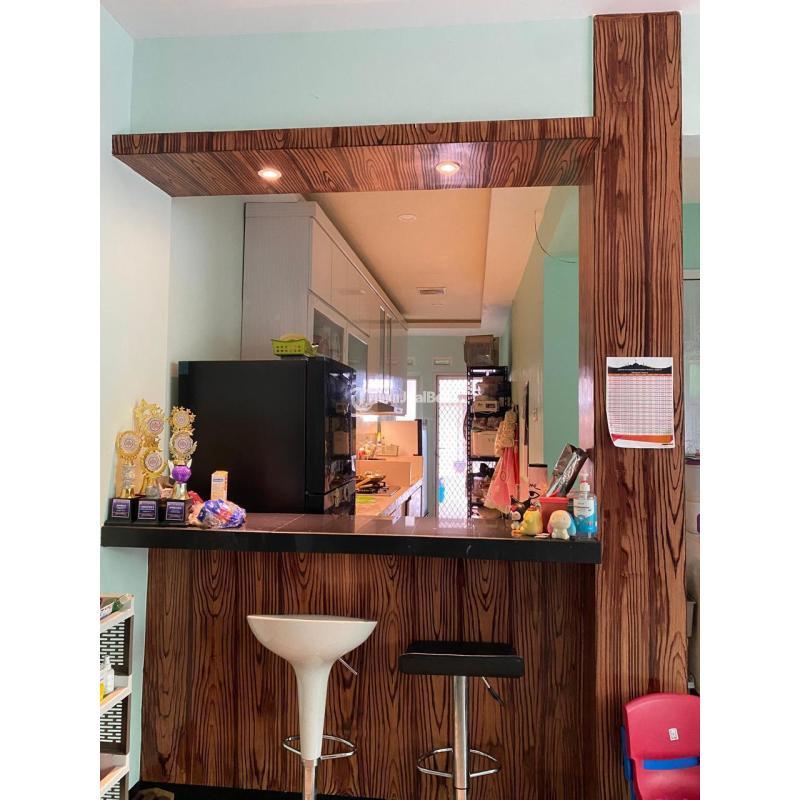 Dijual Rumah Kawasan Elit Tipe 220 4KT 4KM Legalitas SHM - Malang