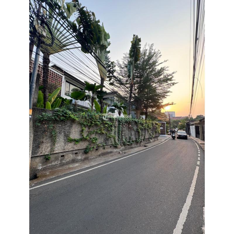 Dijual Rumah 2 Lantai di Lebak Bulus Cilandak, Hanya 5 menit ke Tol Fatmawati - Jakarta Selatan