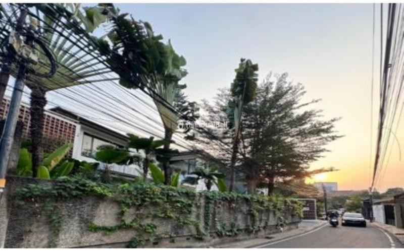 Dijual Rumah 2 Lantai di Lebak Bulus Cilandak, Hanya 5 menit ke Tol Fatmawati - Jakarta Selatan