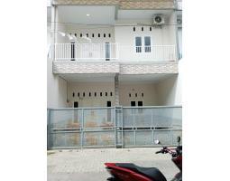 Dijual Rumah 2 Lantai Tipe 90 Baru DP Murah Cicilan Murah Bintara - Bekasi