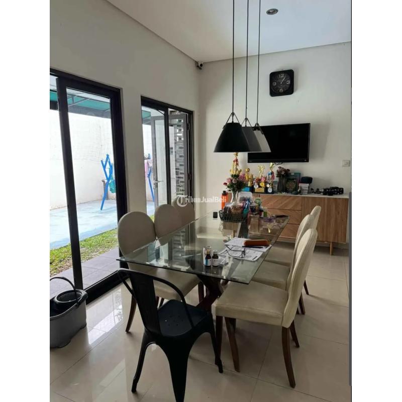 Jual Rumah Bekas Luas 300 m2 Bagus Modern Siap Huni Sayap Buah Batu - Bandung Kota