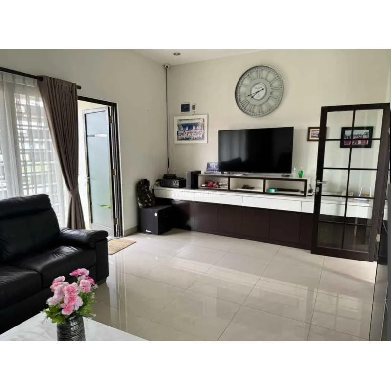 Jual Rumah Bekas Luas 300 m2 Bagus Modern Siap Huni Sayap Buah Batu - Bandung Kota