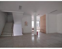 Dijual Ruko Jumbo 4 Lantai, 6 Unit, SHM, Poros Hertasning Lama, Sangat Cocok Usaha atau Kantor - Makassar