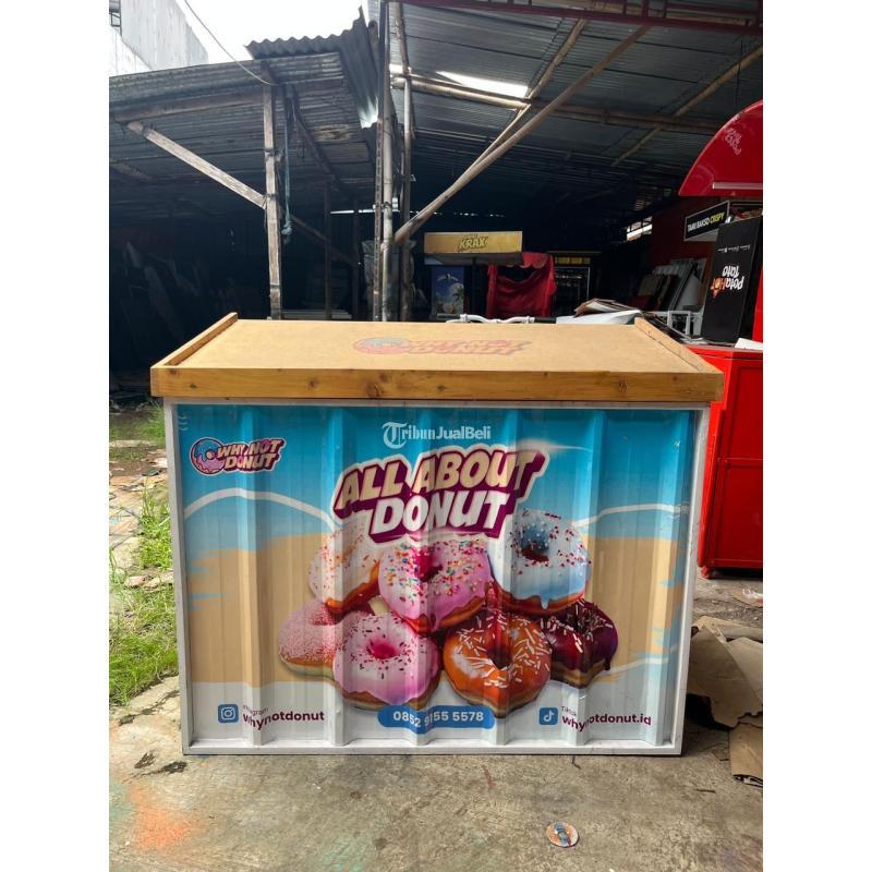 Booth Donat Mumer - Kudus