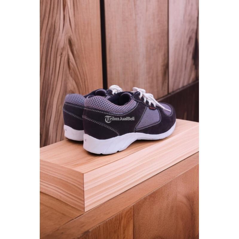 Sentra Produksi Safety Shoes - Samarinda