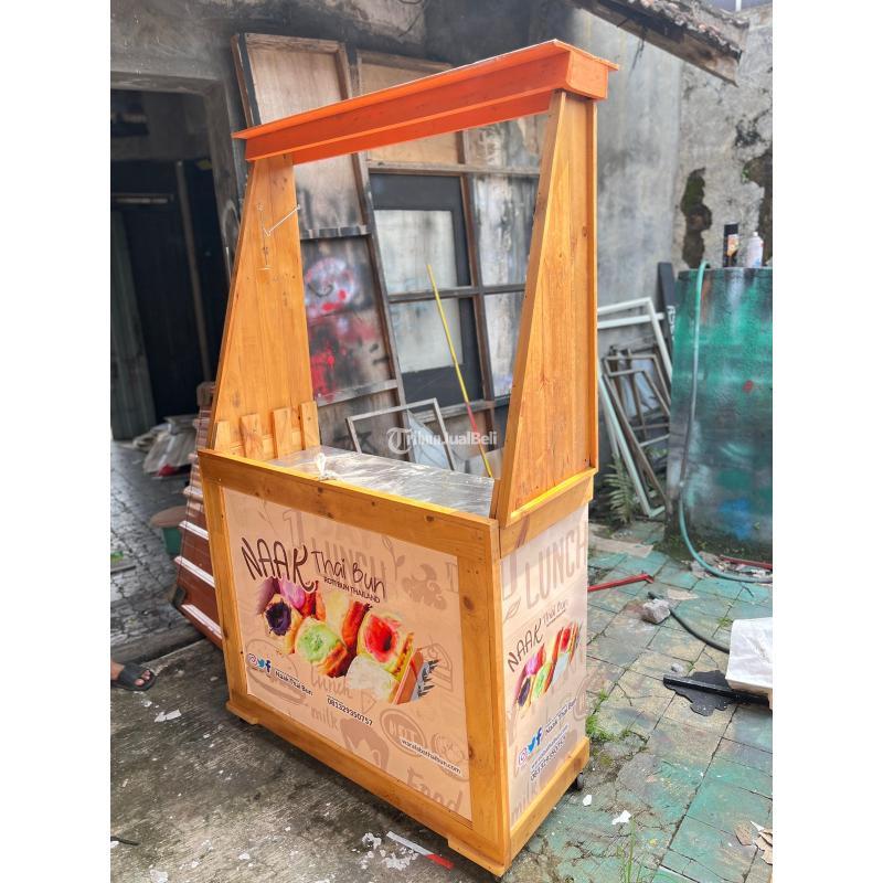 Booth Lipat Kayu Harga Terjangkau - Kudus 