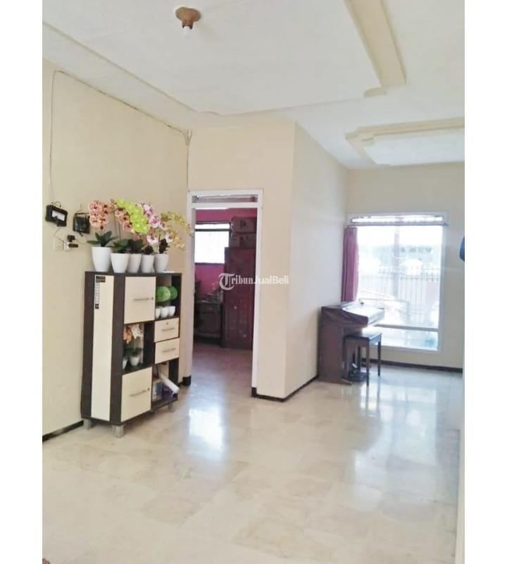 Dijual Rumah 2 Lantai 6KT 4KM SHM Lokasi Sulfat - Kota Malang