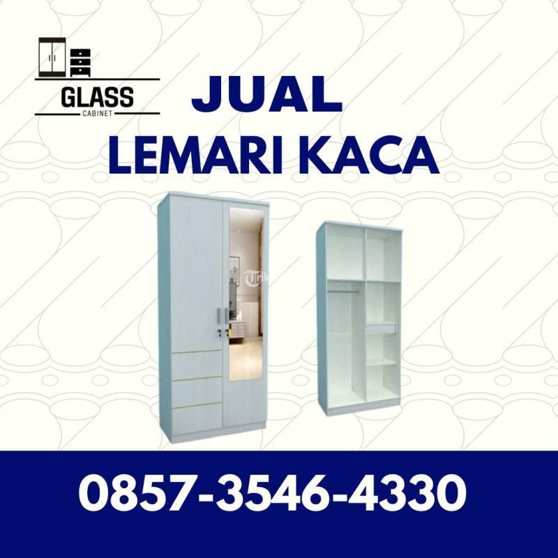 Toko Lemari Kaca Display - Malang