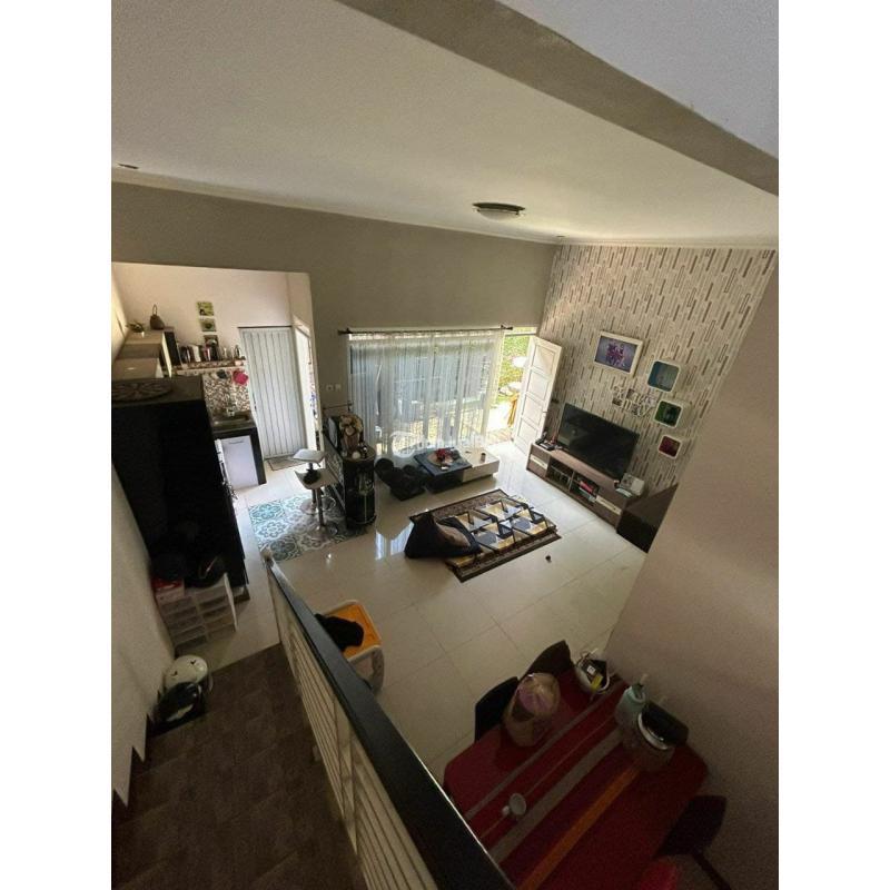 Dijual 1 Unit Rumah 1,5 Lantai Tipe 100 Bekas Lokasinya Di Dalam Cluster Di Daerah Margahayu Bara - Bandung Kota
