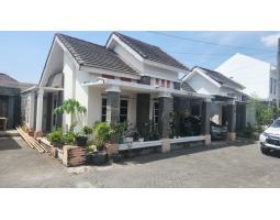 Dijual Rumah Luas 100m2 SHM Cantik Malangjiwan Colomadu Solo - Surakarta