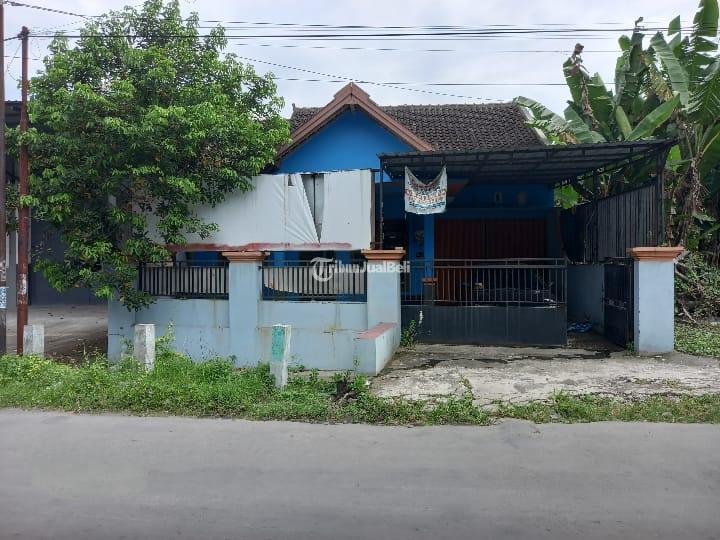 Dijual Rumah Hitung Tanah Luas 250m2 SHM Murah Tepi Jalan Gagaksipat Boyolali Solo - Surakarta