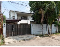 Dijual Rumah Murah 2 Lantai, SHM, LT. 300m2, LB. 360m2, Cash Only, di Komplek BRI - Jakarta Barat