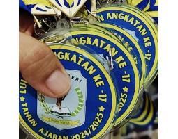 Medali Wisuda Kelulusan Bahan Akrilik dan Resin - Medan 