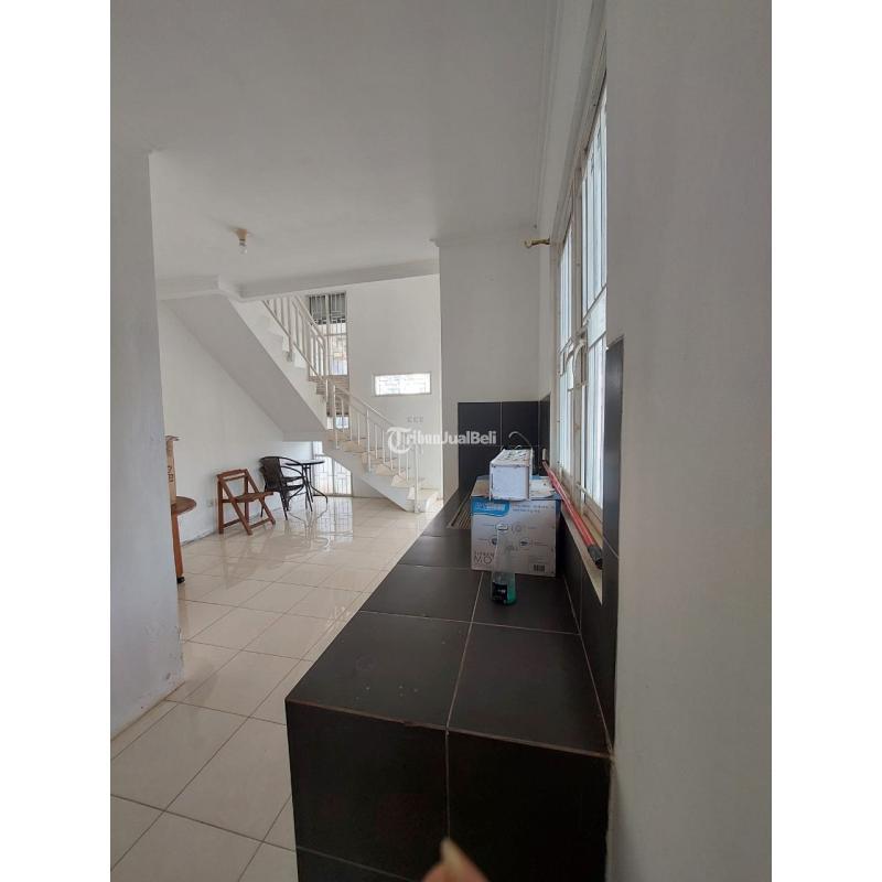 Jual Rumah Hook 2 Lantai di Sentul, SHM, 2 KT, Strategis dan Luas 165 m2 Bekas - Bogor