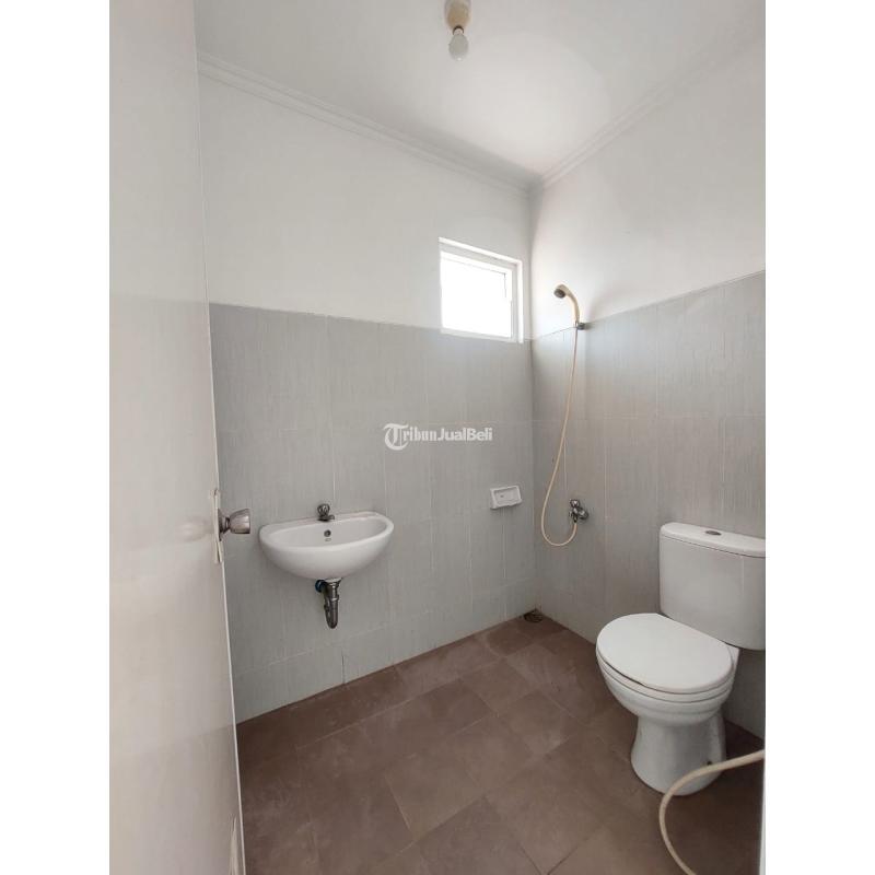 Jual Rumah Hook 2 Lantai di Sentul, SHM, 2 KT, Strategis dan Luas 165 m2 Bekas - Bogor