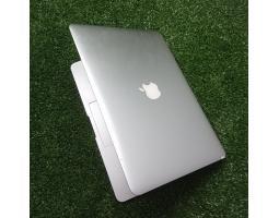 Jual MacBook Air Second, Tahun 2017, Mulus Seperti Baru - Makassar
