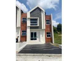 Dijual Rumah Mewah 3KT 2KM SHM di Hinggil Mansion Kesempatan Emas Bulan Juli - Bantul