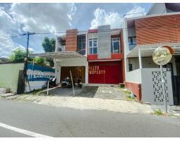 Dijual Ruko 2 Lantai, Luas Bangunan 80m2, HGB, Lokasi Strategis, 4 Menit Ke Malioboro - Yogyakarta