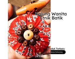 Kalung Etnik Wanita Batik Tali Semi Kulit Aksesoris Handmade Tradisional - Malang 
