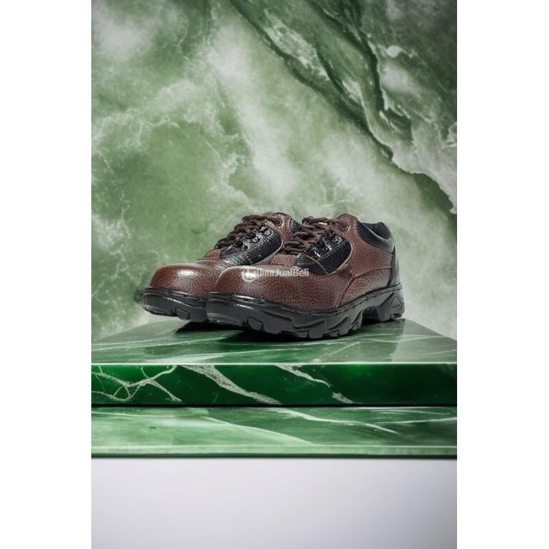 Sepatu Kerja Terbaru - Malang