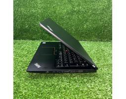 Dijual Laptop Second, Lenovo ThinkPad Yoga 370, RAM 8GB, SSD 256GB - Makassar