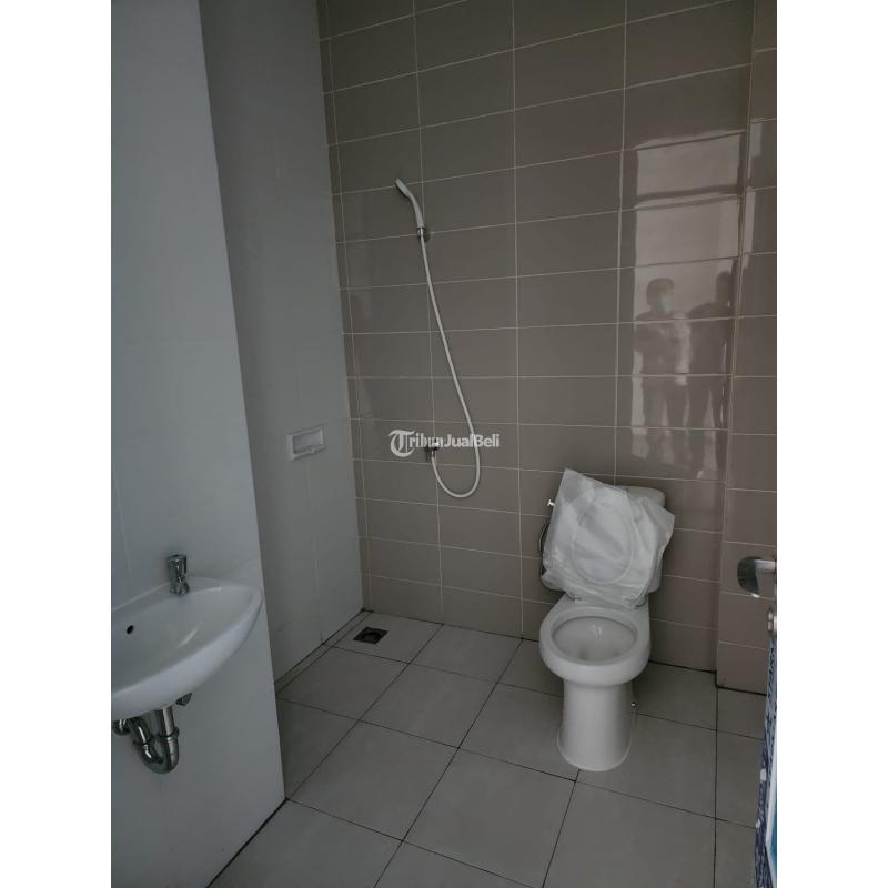 Disewakan Ruko 3 Lantai, Luas Bangunan 67m2, La Riviera PIK 2 - Tangerang