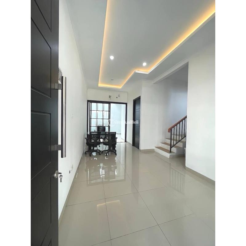 Dijual Rumah 2 Lantai Classic Modern Tipe 90 Baru Siap Huni di Bintaro SHM, Harga Nego - Tangerang Selatan