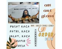 Tempat Kaca Patri Grafir Inlay Gereja - Biak Numfor