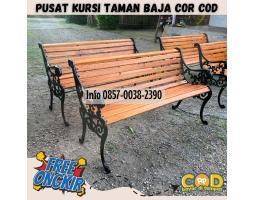  Bangku Modern Kombinasi Kayu Panjang Santai - Gianyar