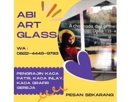 Pusat Kaca Patri Grafir Inlay Gereja - Keerom