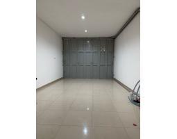 Dijual Ruko Mewah 3 Lantai, Luas Bangunan 120m2, Shm, Turun Harga, Balong Ged,E Dewi Sartika, Pungkur - Bandung